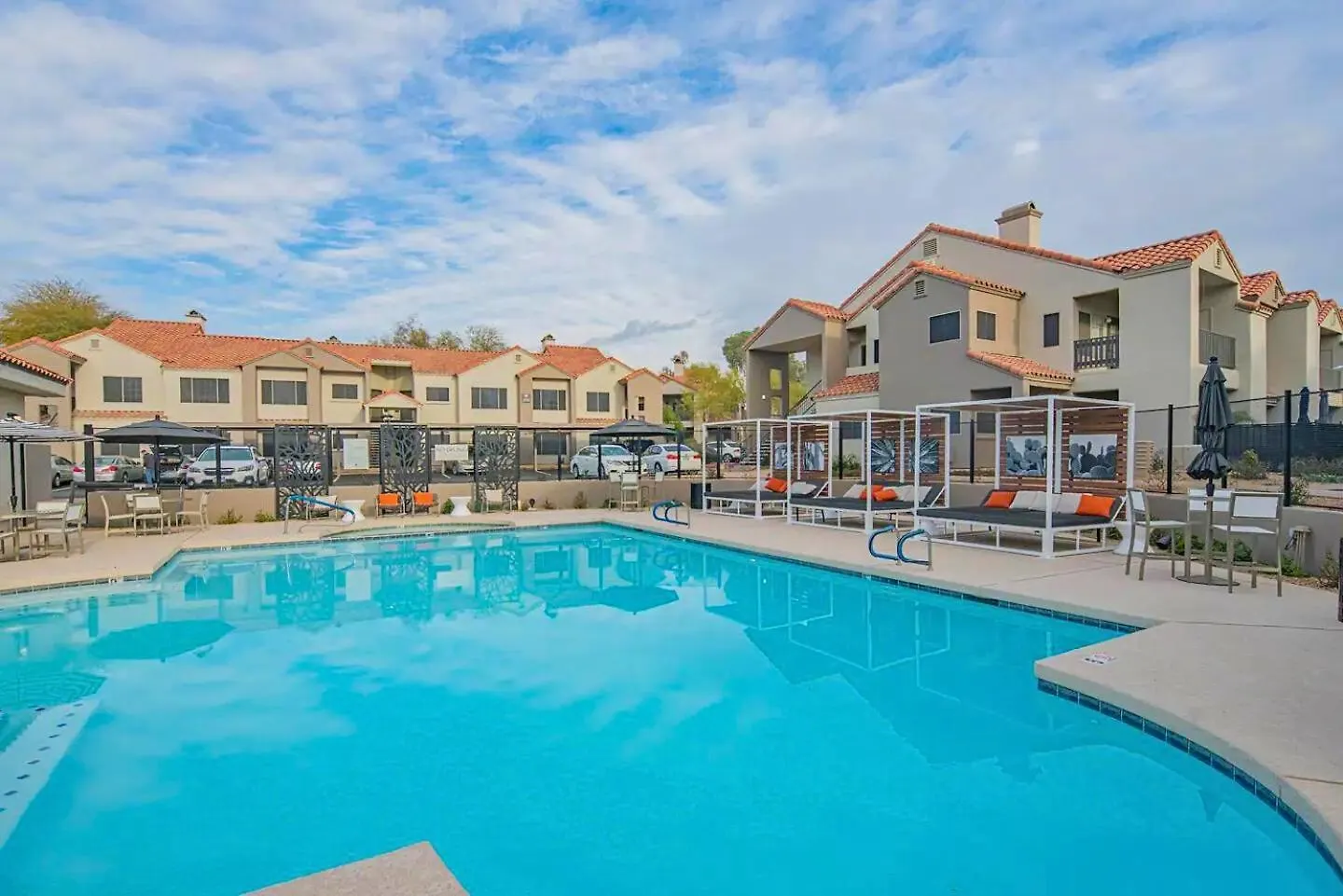 Athwart Tpc - Pools, Gym&Tennis H2162 Scottsdale 0*,