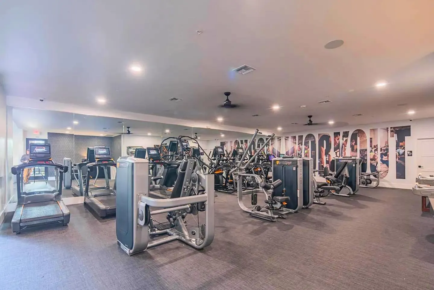 Athwart Tpc - Pools, Gym&Tennis H2162 Scottsdale Appartement